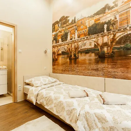 A_or_ B_luxflat_2br_2ba_vaci Street Apartman *